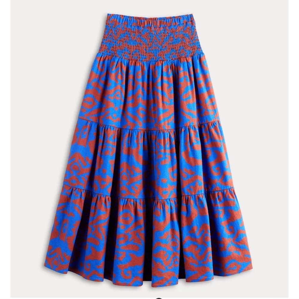 Tiered skirt